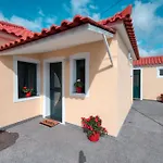 Cozy Cottage, 2br Terrace & Mountain Views * Santana (Madeira)