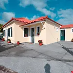 Cozy Cottage, 2br Terrace & Mountain Views *