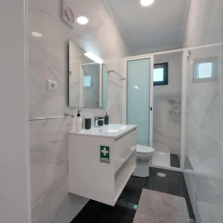 Σπίτι διακοπών Cozy Cottage, 2br Terrace & Mountain Views Santana (Madeira)