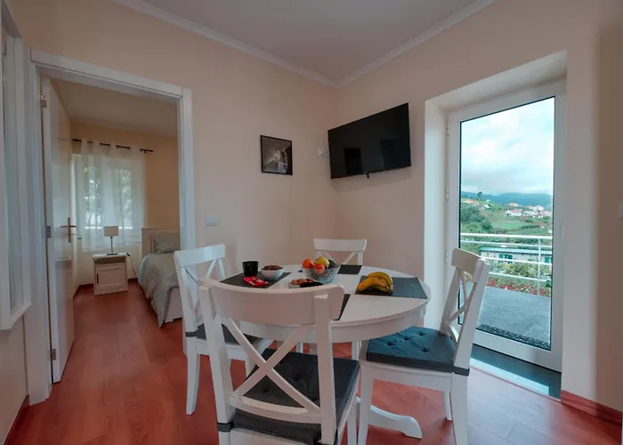 Σπίτι διακοπών Cozy Cottage, 2br Terrace & Mountain Views *