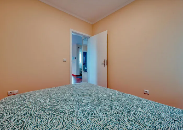 Cozy Cottage, 2br Terrace & Mountain Views * Santana (Madeira)